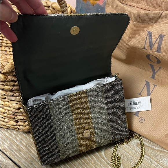 Moyna Silver and Gold Beaded Clutch - Picture 4 of 7